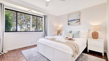 5 bedrooms, iron/ironing board, travel crib, WiFi