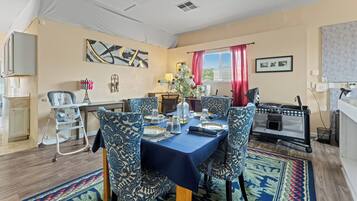 House (2 Bedrooms) | Bahagian dalam