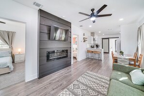 House (3 Bedrooms) | Interior - Charming San Antonio Home ~ 2 Mi to The Alamo! (San Antonio)