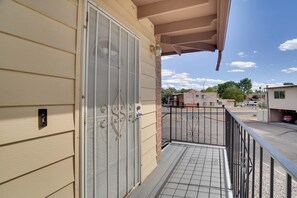 Apartment (2 Bedrooms) | Interior - Mountain-view Tucson Condo: 7 Mi to U of A! (Tucson)