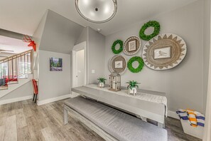 Interior - Ruidoso Home w/ Hot Tub & National Forest Access! (Ruidoso)