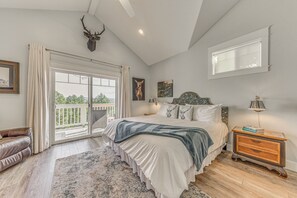 House (4 Bedrooms) | 4 bedrooms, iron/ironing board, free cribs/infant beds, bed sheets - Ruidoso Home w/ Hot Tub & National Forest Access! (Ruidoso)