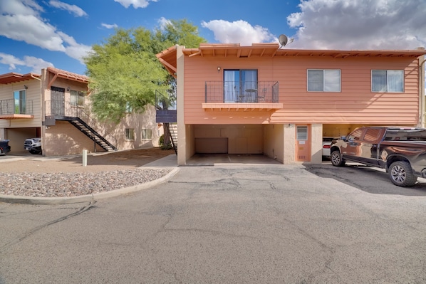 Apartment (2 Bedrooms) | Interior - < 1/2 Mi to Trail Dust Town: Retreat w/ Peak Views (Tucson)