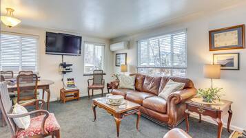 Apartment (2 Bedrooms) | Front of property