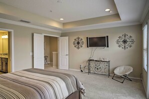 Apartment (3 Bedrooms) | Interior - 4 Mi to Dtwn: Home w/ Pool Access in Sanford (Sanford)