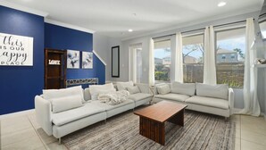 Apartment (3 Bedrooms) | Interior - 4 Mi to Dtwn: Home w/ Pool Access in Sanford (Sanford)