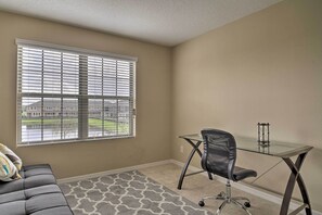 Apartment (3 Bedrooms) | Interior - 4 Mi to Dtwn: Home w/ Pool Access in Sanford (Sanford)