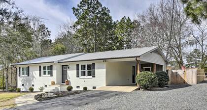 Studio w/ Patio - Walk to Hikes, Sights & Bites