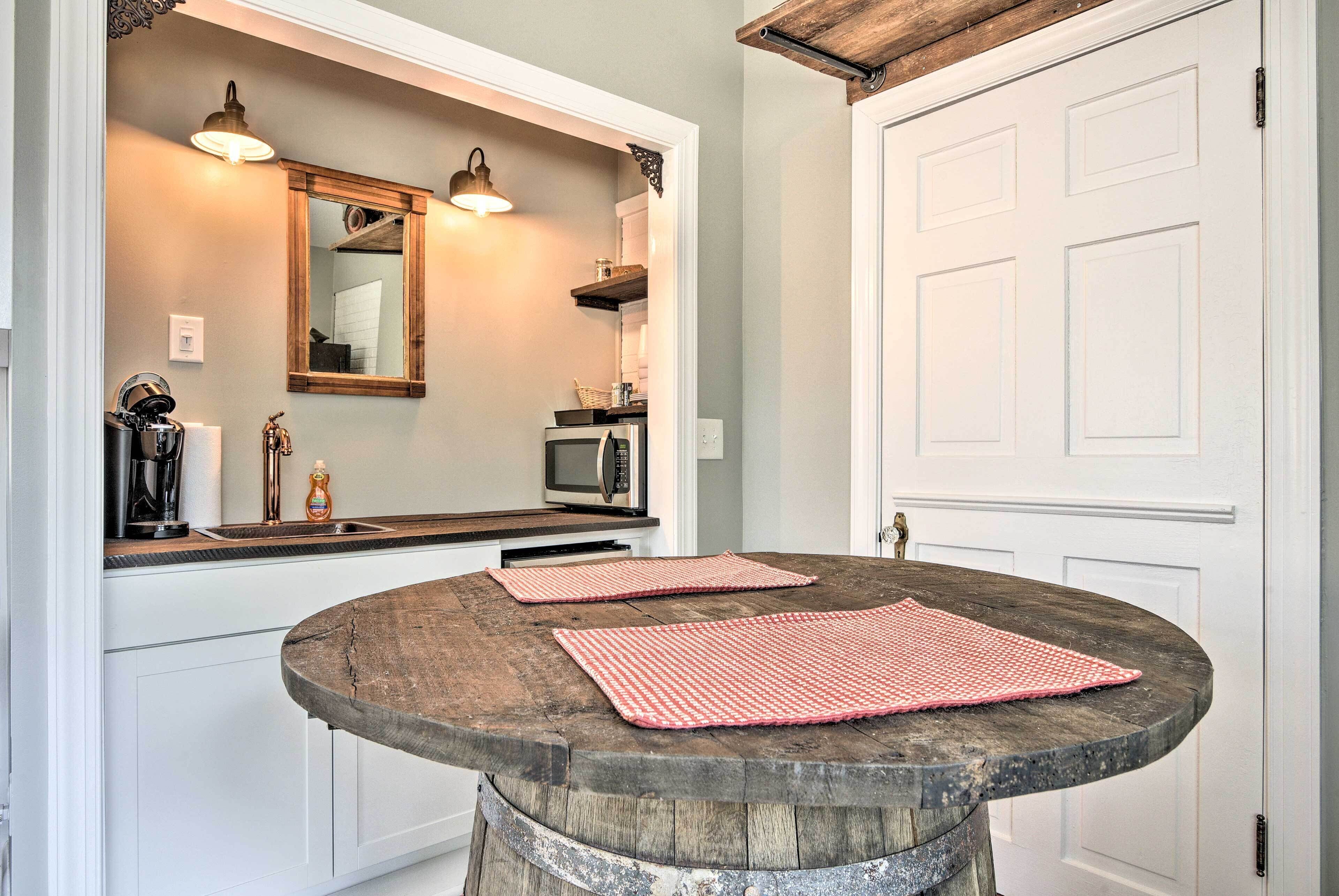 Apartment (0 Bedroom) | Interior