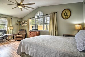 Apartment (0 Bedroom) | Interior