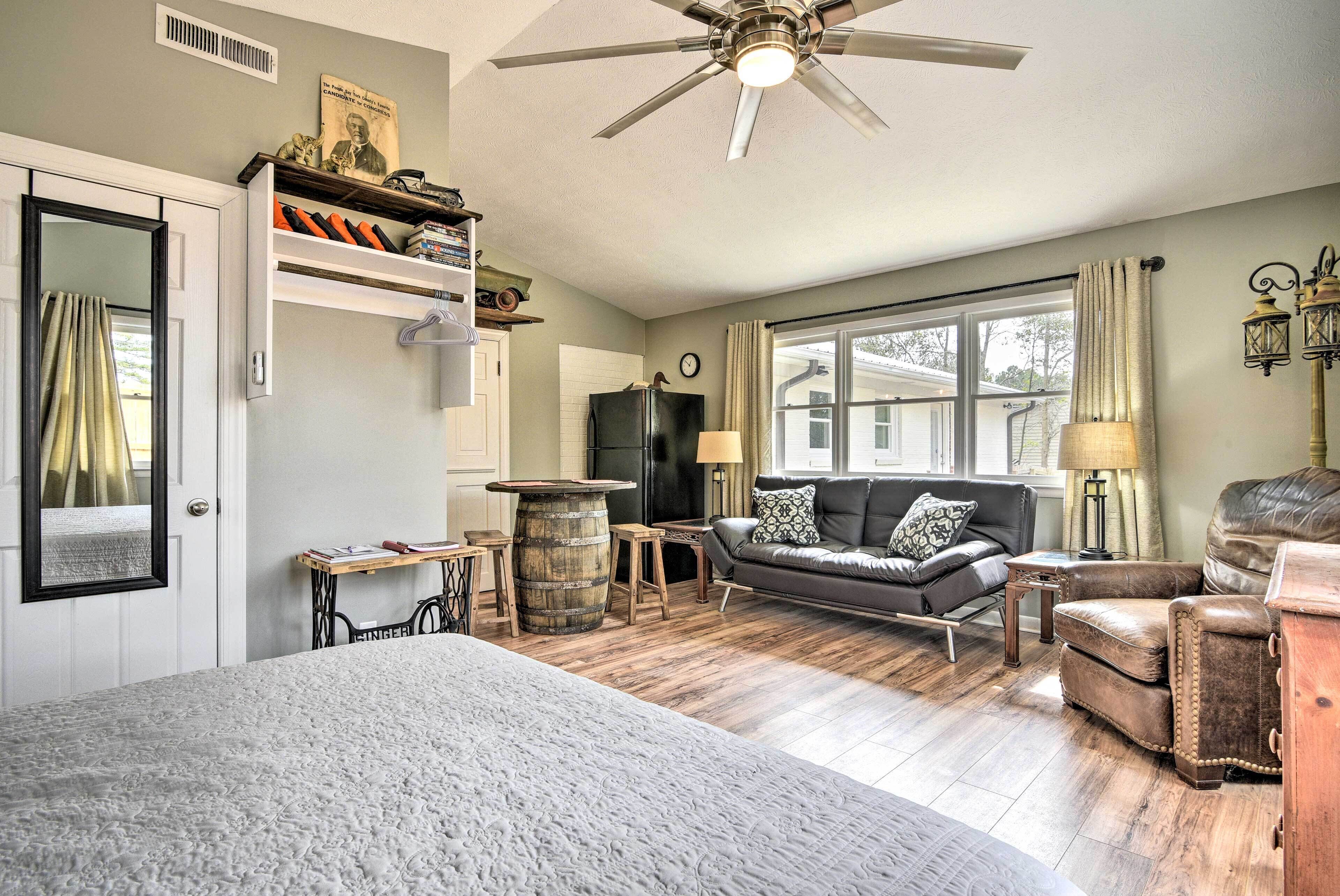 Apartment (0 Bedroom) | Interior