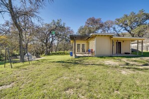 Cottage (3 Bedrooms) | Interior - Cozy Bandera Cottage w/ Medina River Access! (Bandera)