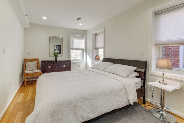 Apartment (0 Bedroom) | Interior - Historic Dtwn Alexandria Studio: Dogs Welcome! (Alexandria)