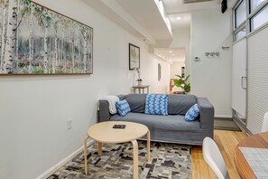 Apartment (0 Bedroom) | Bahagian dalam