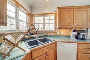 House (3 Bedrooms) | Interior - Game Room & Large Yard: Vinita Farmhouse! (Big Cabin)