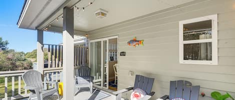 Apartment (3 Bedrooms) | Front of property