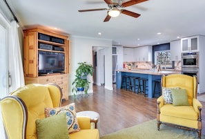 House (3 Bedrooms) | Interior