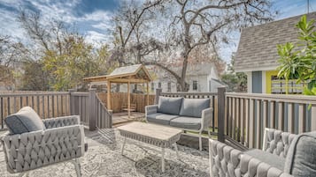 House (2 Bedrooms) | Front of property
