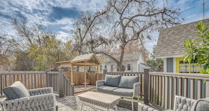 Brenham Rental w/ Deck & Yard < 1 Mi to Downtown!