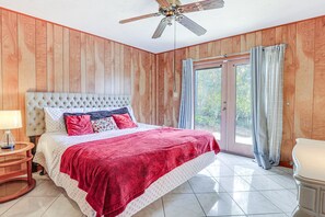House (2 Bedrooms)