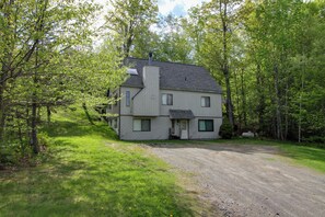 House (4 Bedrooms) | Interior - Spacious Home Adjacent to Mt. Snow w/ Game Room! (West Dover)