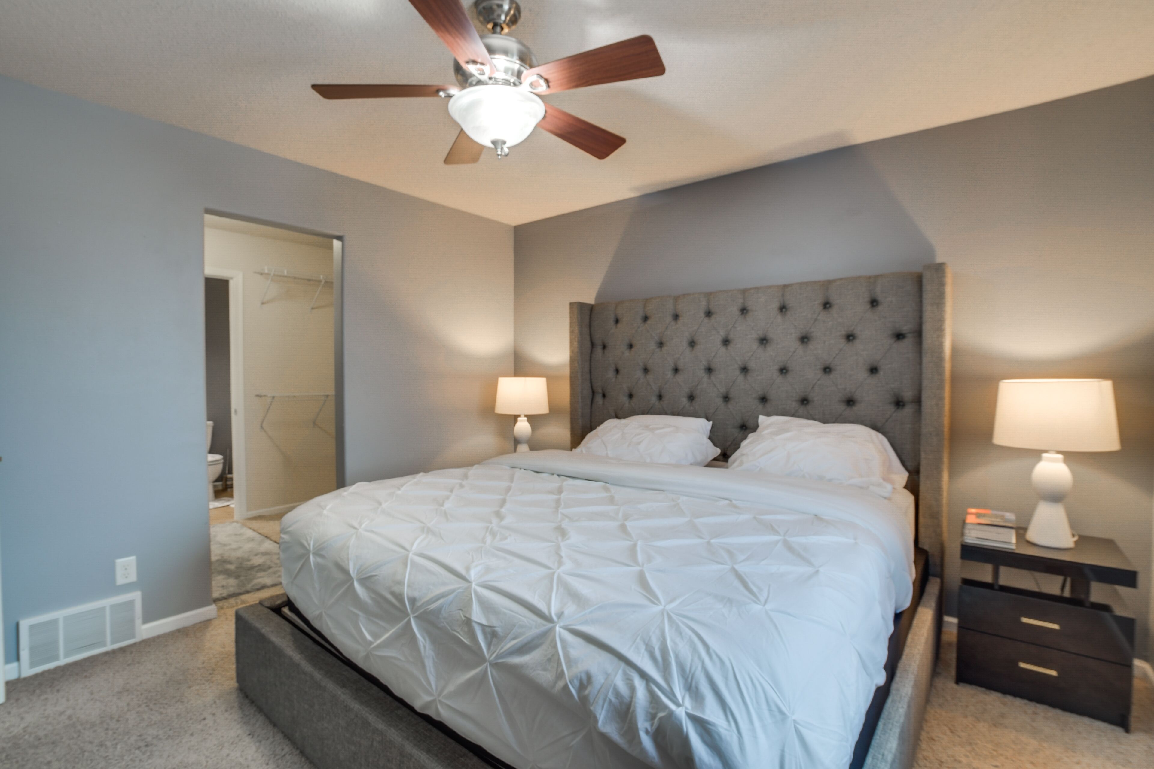 Apartment (3 Bedrooms) | 3 bedrooms, iron/ironing board, bed sheets