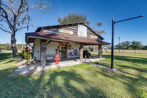 Rustic Lake City Studio Near Ichetucknee Springs!