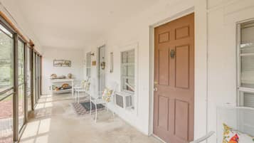 Cottage (3 Bedrooms) | Interior
