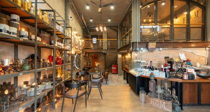 Boutique Terrace Suite | Old Town BKK â H.O.M
