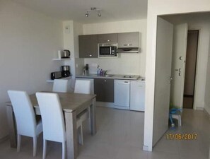 冰箱、烤箱、炉灶、洗碗机