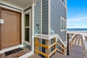 Property grounds - Sealoft 104 - Coastal Luxury on the Gulf / Private Beach Access (Destin)