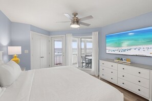 3 habitaciones, tabla de planchar con plancha y cuna de viaje