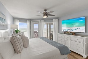 3 bedrooms, desk, iron/ironing board, travel crib