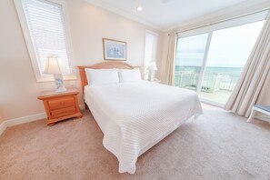 5 室のベッドルーム、デスク、アイロン / アイロン台、WiFi (無料)