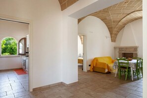 Villa estándar, varias habitaciones, 2 baños (Villa Salentina With Garden And Pool) | Interior