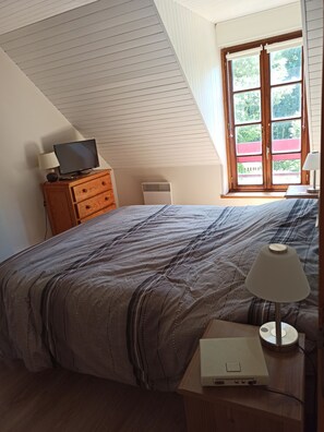 3 sovrum och strykjärn/strykbräda