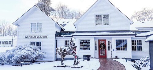 *NEW Beautiful 5Br|Sleeps10|Beverly+Salem|Parking