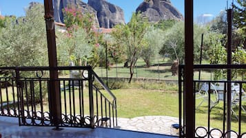 Family House | Terrace/patio