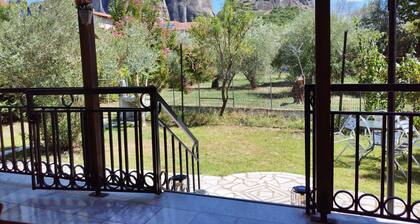 Kastraki House with a view