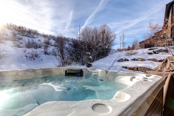 Bain à remous extérieur