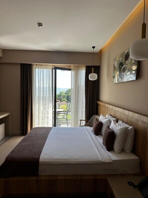 スーペリア ルーム | セーフティボックス (室内)、ベビーベッド (無料)、WiFi (無料)、ベッドシーツ