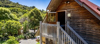 French Peak Loft - French Farm Holiday Home
