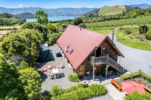 French Peak Loft - French Farm Holiday Home