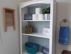Interior - Jellybean cottage (Mount Stewart)
