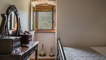 Nhà truyền thống | Quang cảnh núi