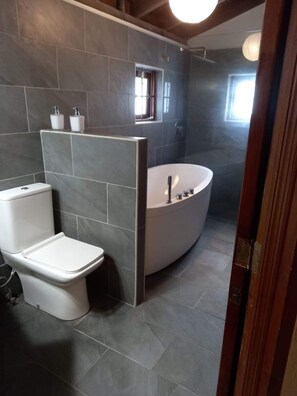 Dusche, Handtücher, Seife, Shampoo