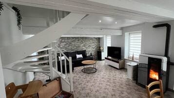 Smart TV, books, offices