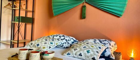 2 bedrooms, desk, iron/ironing board, WiFi
