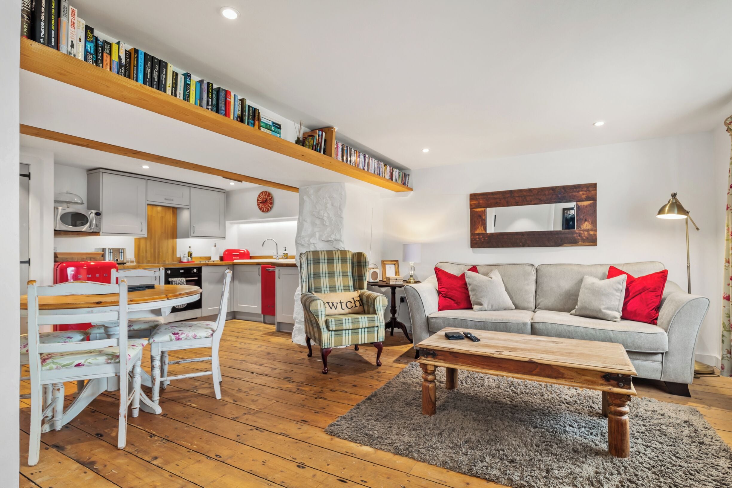 Smart TV, fireplace, DVD player