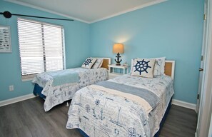 3 bedrooms, iron/ironing board, WiFi